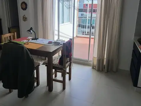 Imperdible 2 Ambiente Reciclado - Recoleta - Balcon/terraza Propia - Todo Luz y Sol