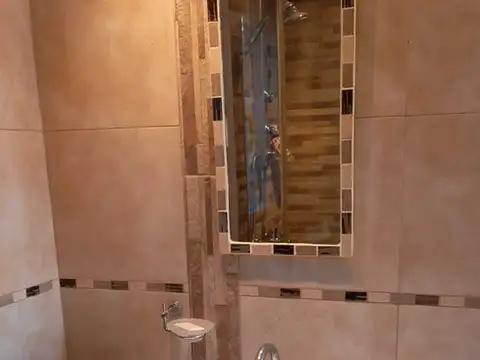 Casa 5 ambientes con 2 baños