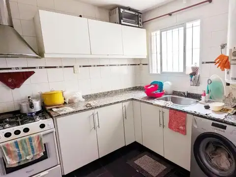 Depto Tipo Casa en Venta 70 años