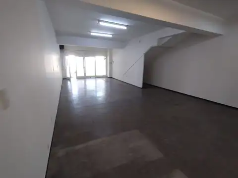 Local en Alquiler en Godoy Cruz, $ 750.000