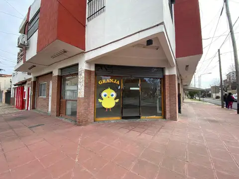 Local a la venta en esquina, San Andrés