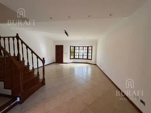 Casa en Venta en Olivos Maipu/Uzal, USD 258.000