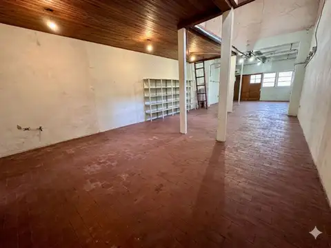 Local en Venta en Villa Lynch, USD 50.000