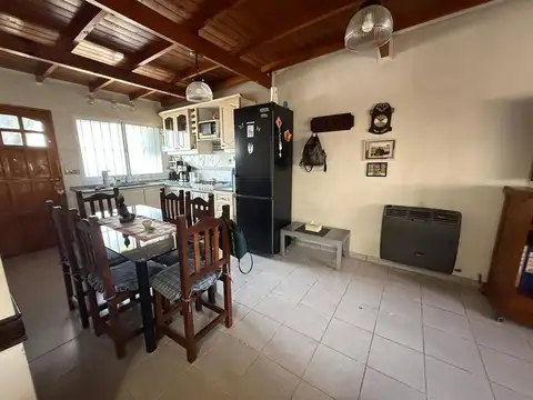 Depto Tipo Casa en Venta de 3 ambientes