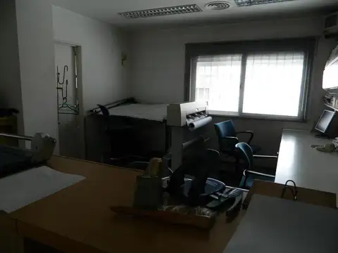 Oficina en Venta 15 años