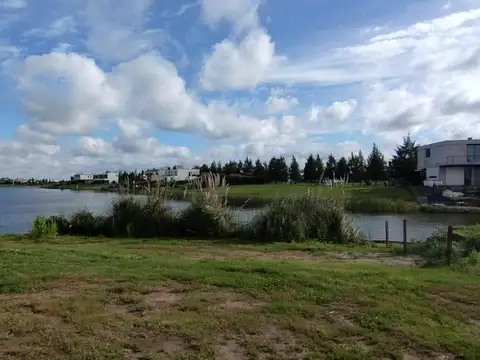 nev. Lote en venta - San Sebastian - Area 11