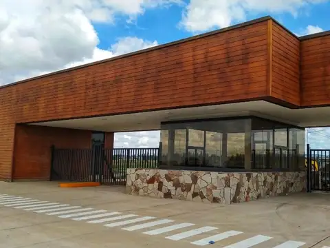 LOTE EN VENTA – BARRIO PRIVADO LA QUEBRADA