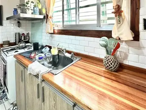 CASAS - CASA - REMEDIOS DE ESCALADA, GRAN BS. AS. SUR