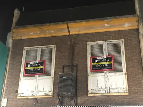 PISO COMERCIAL O PROFESIONAL 