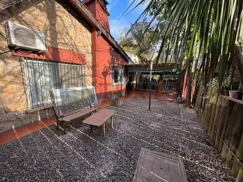 CASA EN VENTA 4 AMBIENTES CON JARDIN , PATIO , PILETA , SUITE EN EL HARAS MIRYAM , PARQUE LELOIR , A