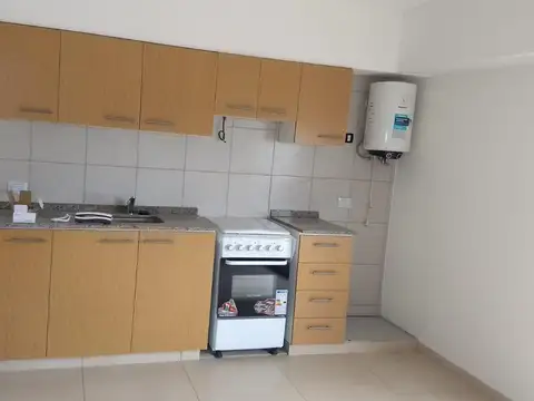 Monoambiente con balcón