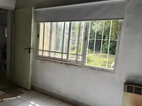 Casa en venta - 2 Dormitorios 1 Baño - La Plata