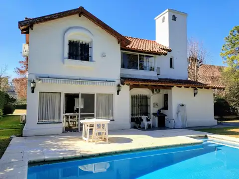 Casa en Venta de 5 dormitorios