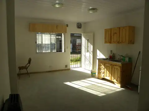 Departamento en Alquiler en Gregorio de Laferrere, $ 560.000
