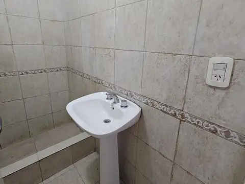 Departamento en Alquiler en Gregorio de Laferrere, $ 560.000