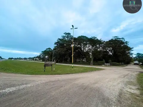 LOTES B° LA LAURA - EXCELENTE UBICACION Y DIMENSIONES -