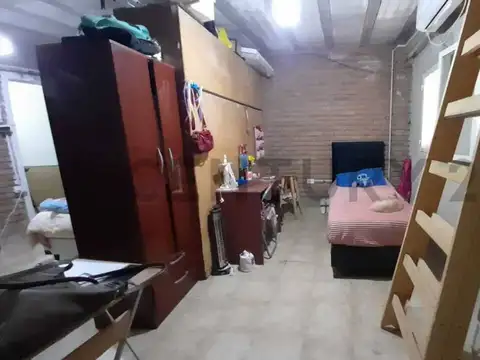 De  Los  Calabreses 3800, Piso 0