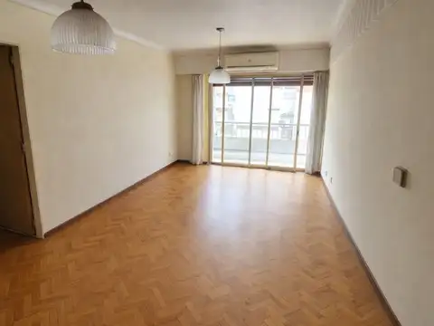 Avenida General Las Heras 2400