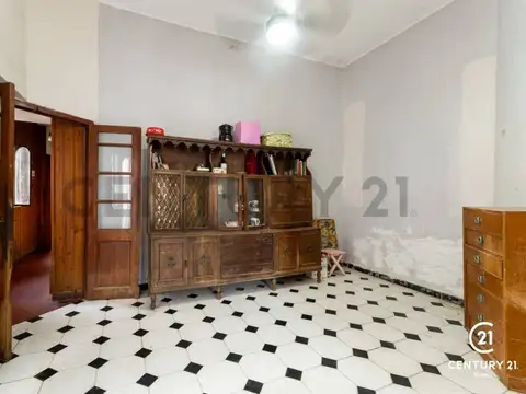 VENTA CASA 3 DORMITORIOS, PATIO Casa en venta en Pichincha.