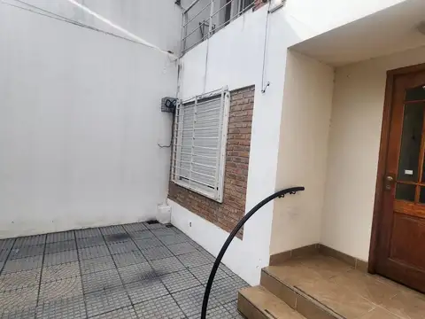 José C. Paz 3700, Piso PB