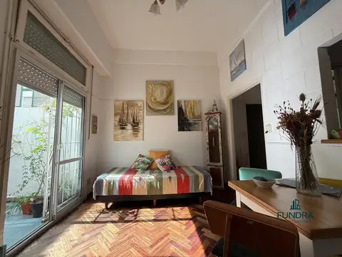 Departamento  2 ambientes amplio con patio y luz natural en Palermo / Barrio norte