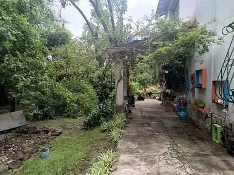 CASA 5 AMBIENTES -  LOTE 900 M2 - VILLA UDAONDO - ITUZAINGO