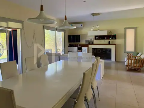 Casa en Alquiler de 3 dormitorios