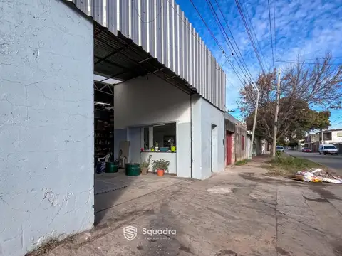 Galpón en Venta en Barrio Parque Field, Rosario