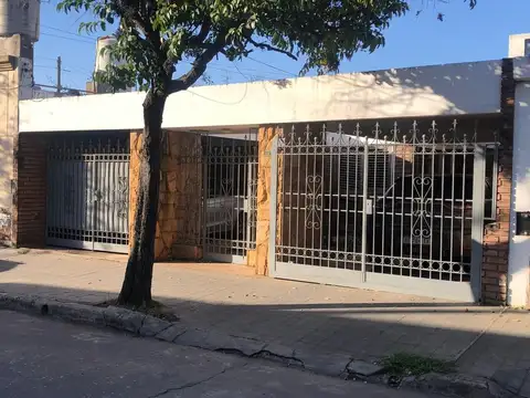Casa en Venta en Maipu Seccion 1, USD 140.000