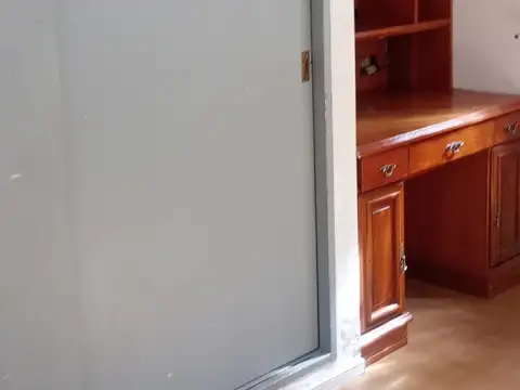 OLIVIERI 100, Piso P.B