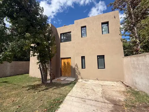 Casa en Venta en Countries y Barrios Cerrados en Escobar, USD 140.000