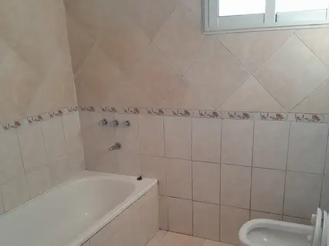 Cacique Catriel 200
