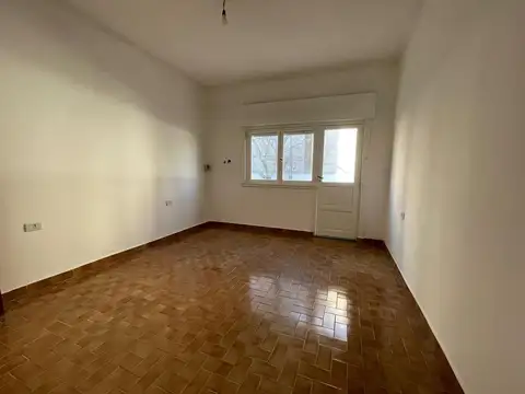 Depto Tipo Casa en Alquiler 55 años