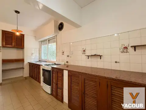 Casa 4 ambientes con 1 baño