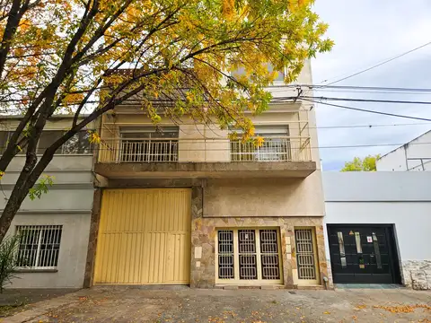 Venta de Salón, Galpón y Vivienda en Zona Sur