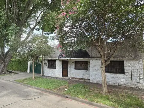 Terreno en Alberdi 160m2. Apto Crédito.