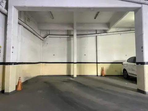 Cochera en Fisherton Golf