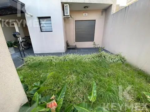 Departamento en Alquiler con 1 cocheras