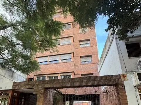 Cocheracubierta  en venta ubicado en La Plata