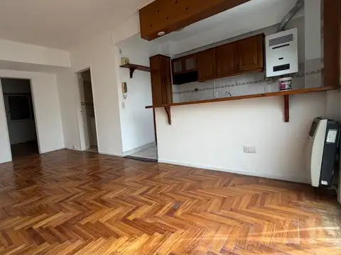 Blas Parera 1500, Piso 2