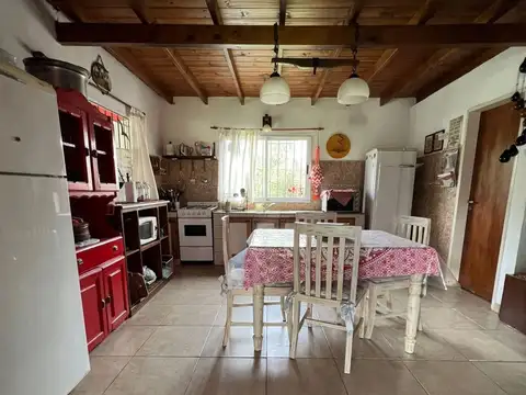 Casa 3 ambientes con 2 baños