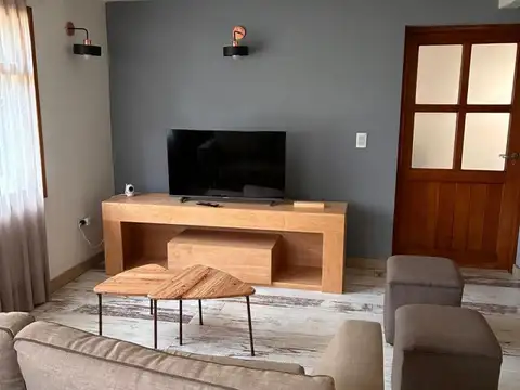 Casa 7 ambientes con 4 baños