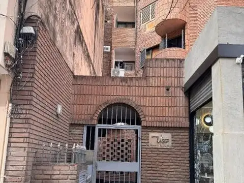 Buenos Aires 575 , Piso 7