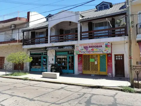 Venta Locales vivienda Jardin Pileta Loma Hermosa