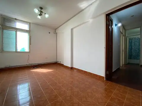 Departamento en alquiler de 3 ambientes -  Berazategui centro
