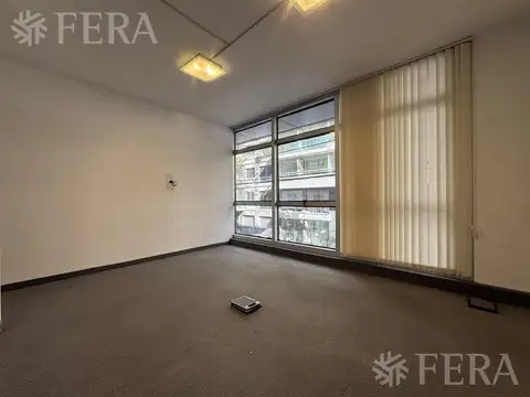 Oficina en Alquiler con 1 cochera