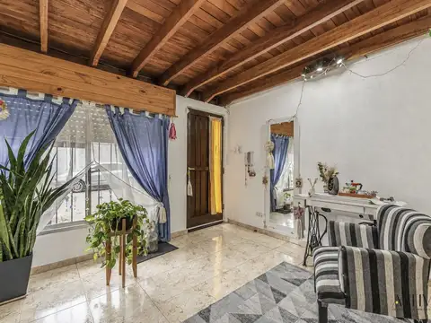Depto Tipo Casa en Venta 30 años