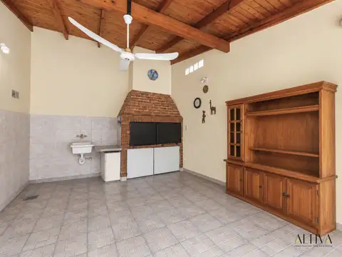 Depto Tipo Casa en Venta en Zárate, USD 115.000