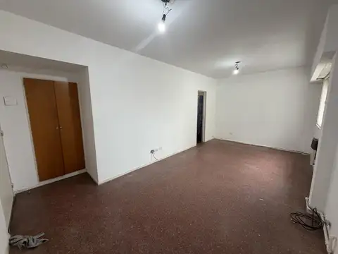 Departamento en Alquiler en Villa Luro, $ 460.000