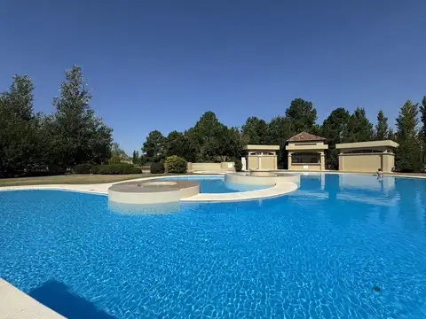 Casa en  La Carolina Golf & Country